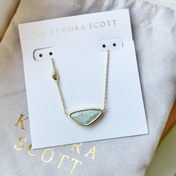 Kendra Scott Margot Necklace Gold Sea 